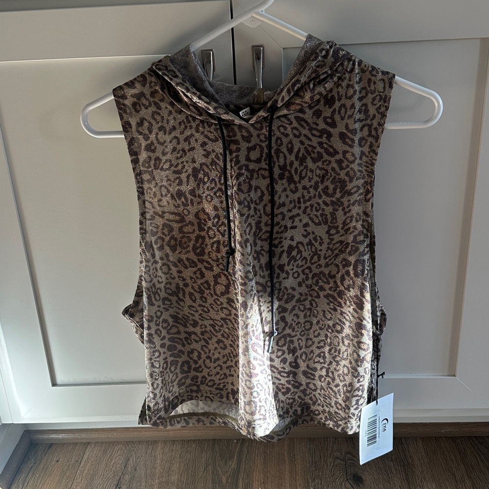 Ziya Active Leopard Print Sleeveless shear tank top with hood